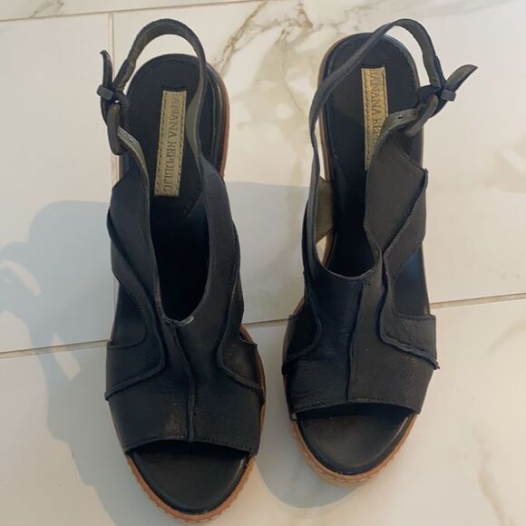 Sz 7.5 Banana Republic leather black block heel - Picture 2 of 9